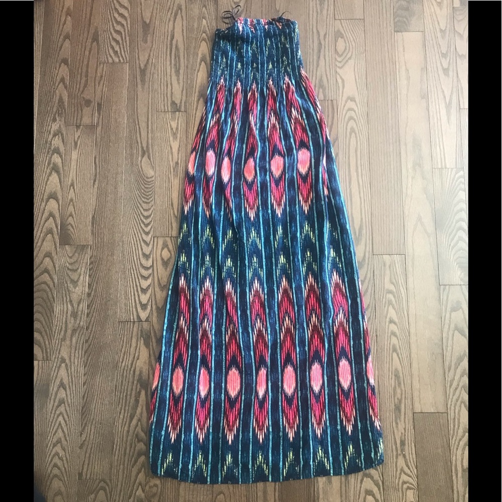 Miss Strapless Maxi Dress